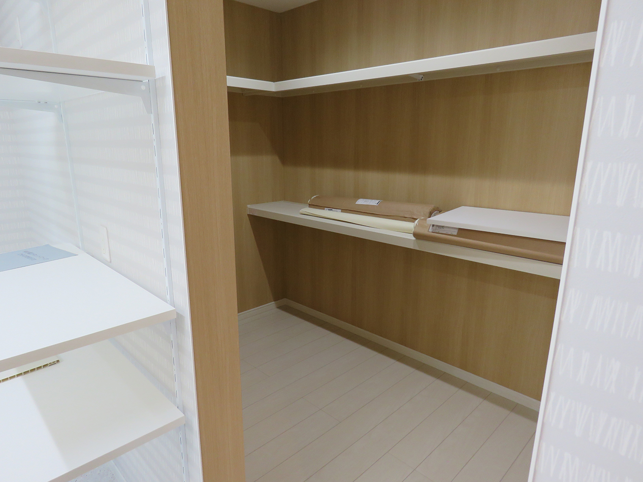 パントリー|各室クローゼットで充実収納の家|青森県青森市
